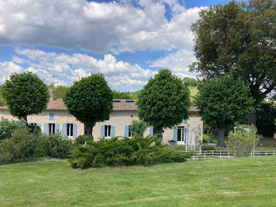 Domaine Sur Les Coteaux De Loupiac Villa Loupiac  Exterior photo